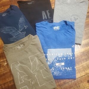 5 Men's Sz. Small American Eagle T-Shirts. Excellent Condition!!!